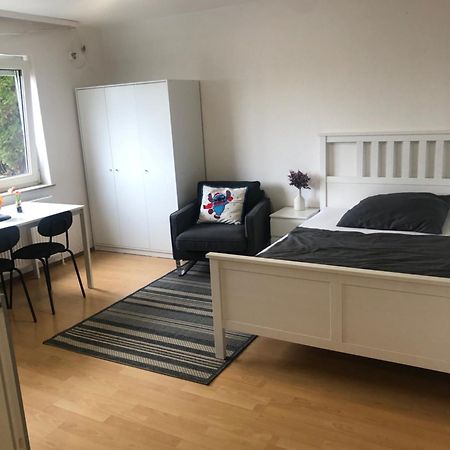 Apartment 6 Am Stuttgarter Flughafen-Messe 莱恩费尔登埃希特登 外观 照片